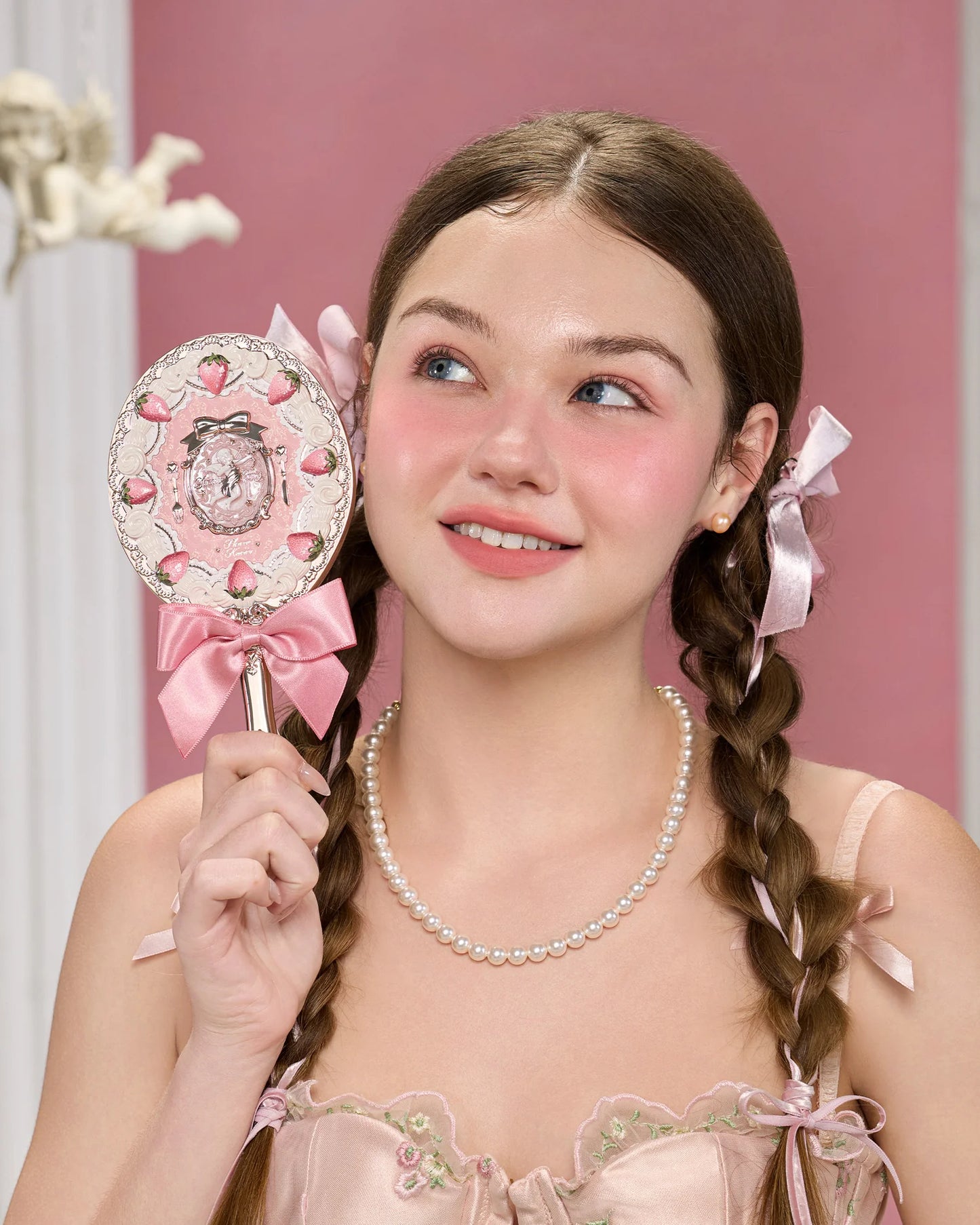 [Flower Knows] Strawberry Cupid Hand Mirror- Milky Pink
