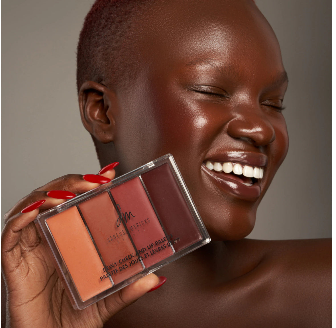 [Danessa Myricks Beauty] Dewy Cheek & Lip Palette *BAJO PEDIDO*