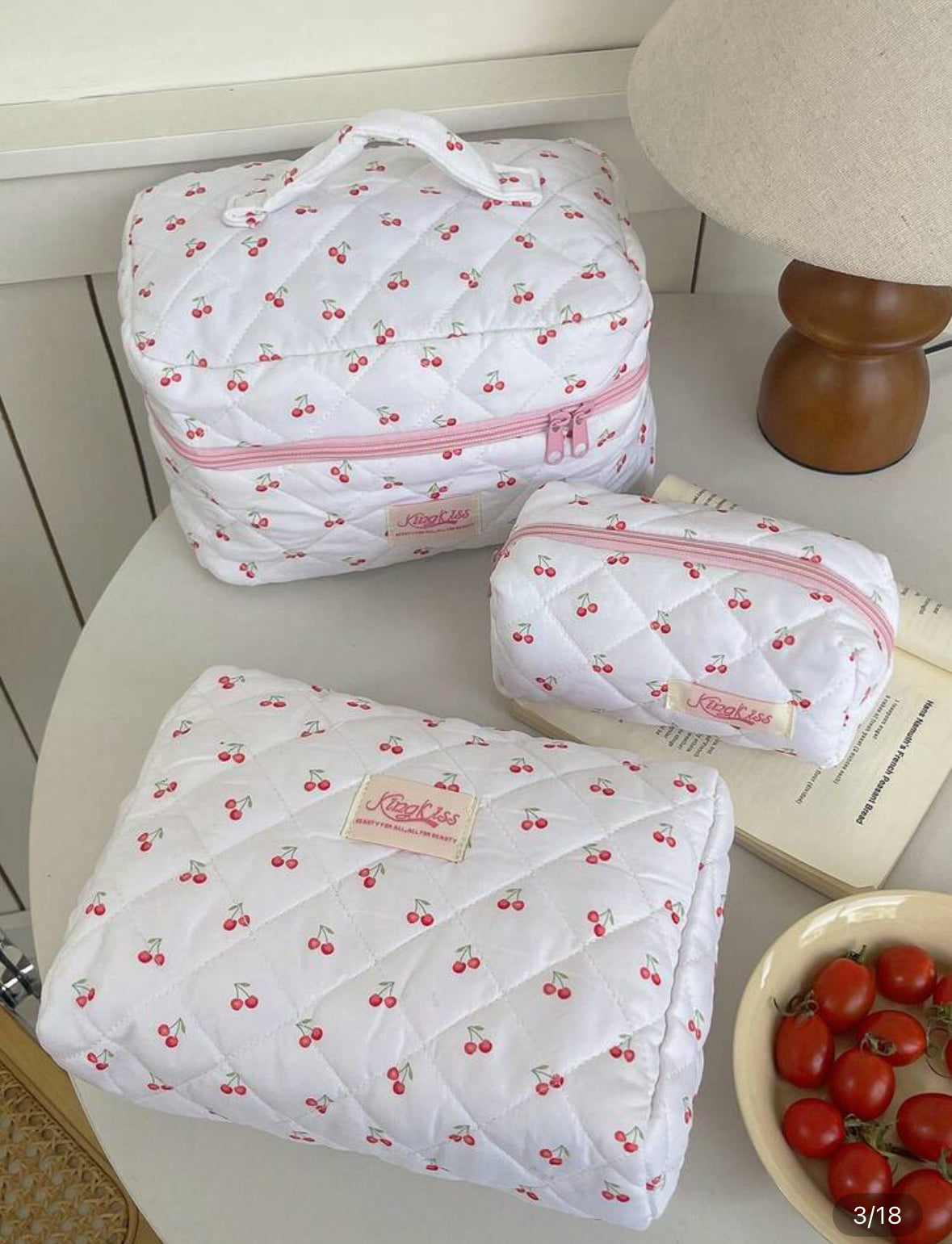 Cosmetiquera con diseño de cerezas S+M+L