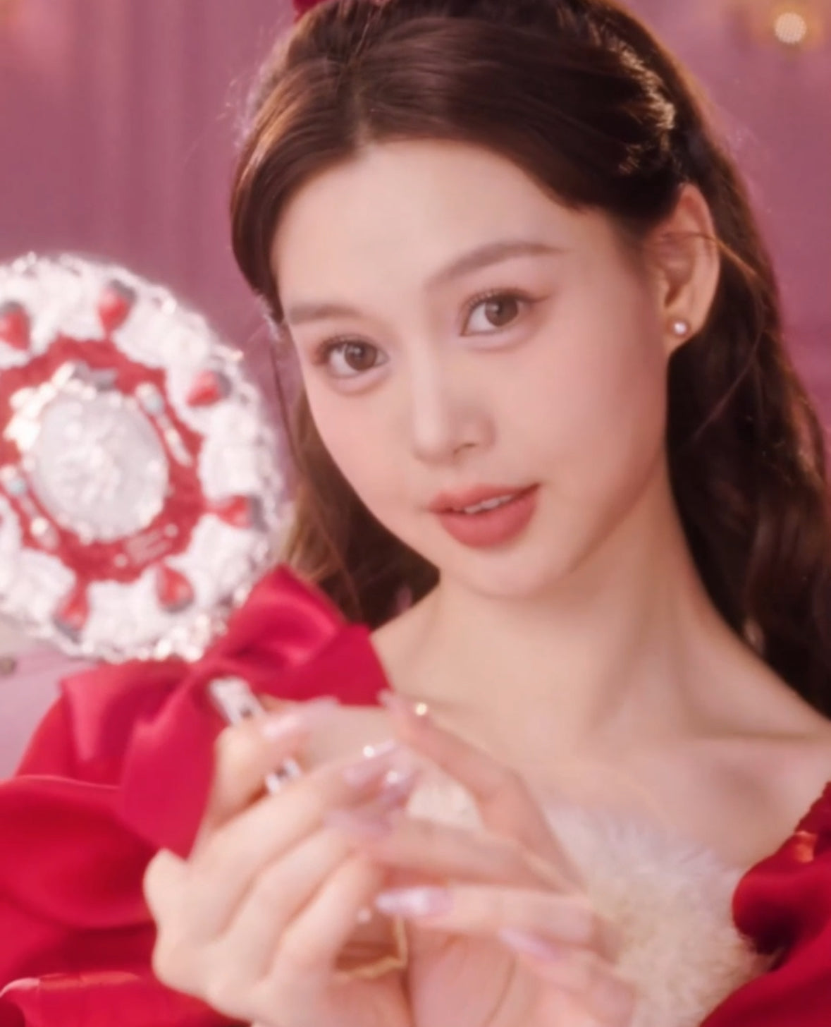 [Flower Knows] Strawberry Cupid Hand Mirror- Red Velvet